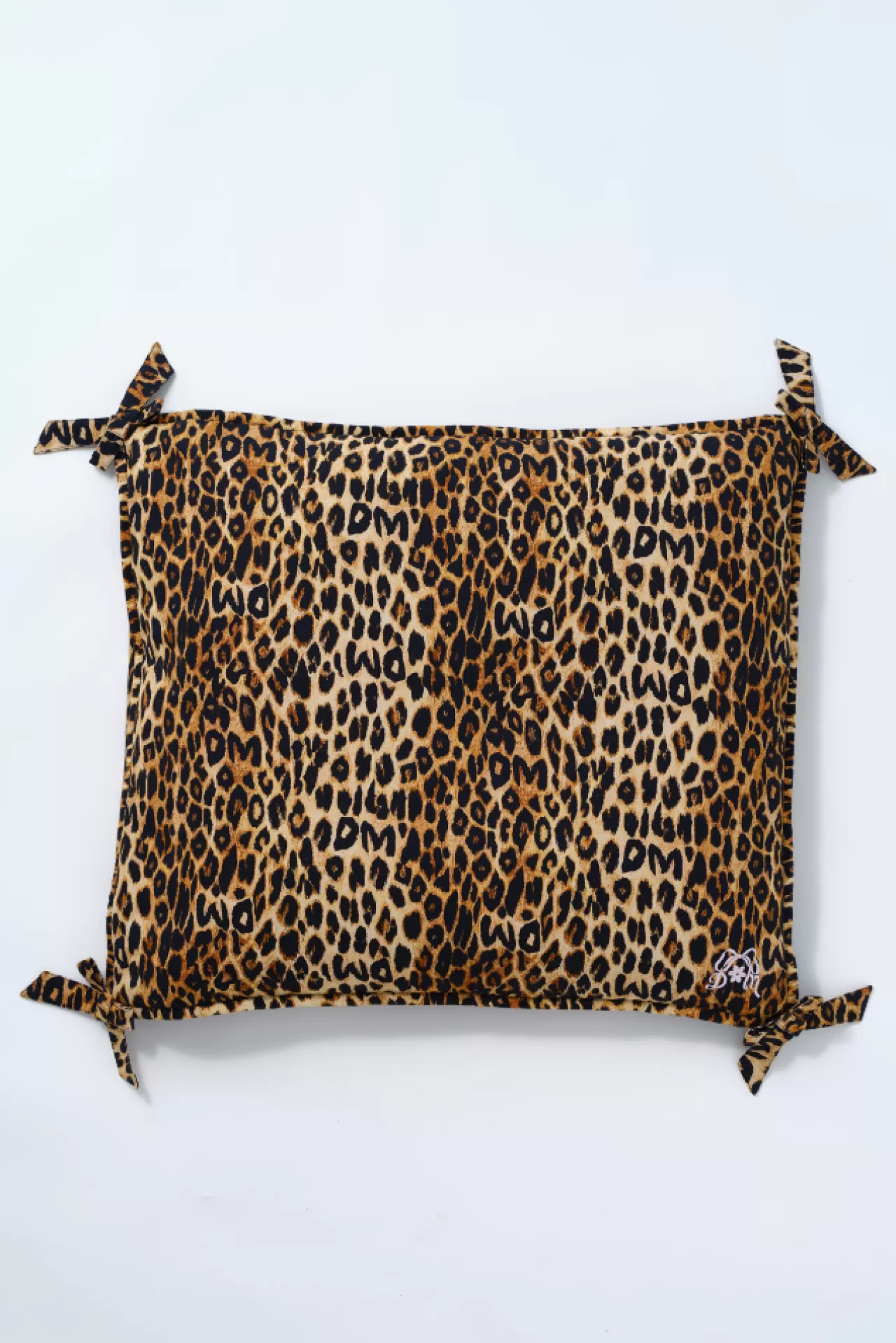 Fashion Damson Madder floor cushion pet bed - print with bow detail leopard